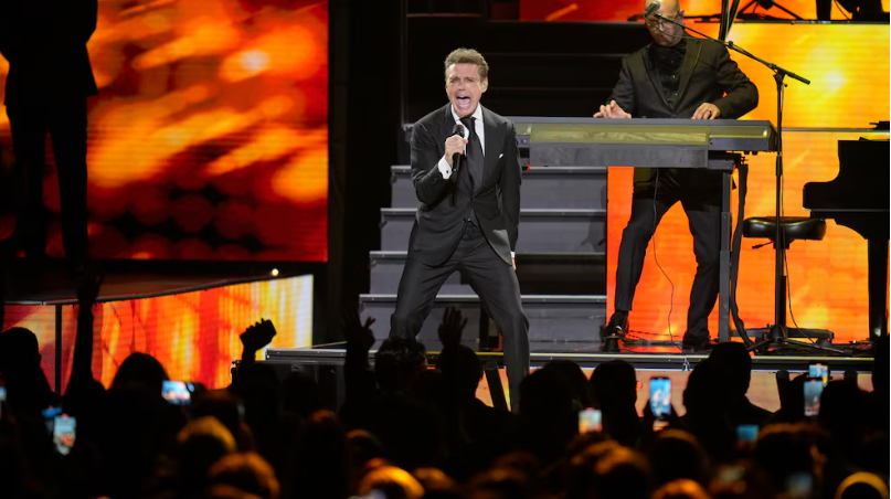 Luis Miguel anuncia su regreso a los escenarios con el Tour 2027