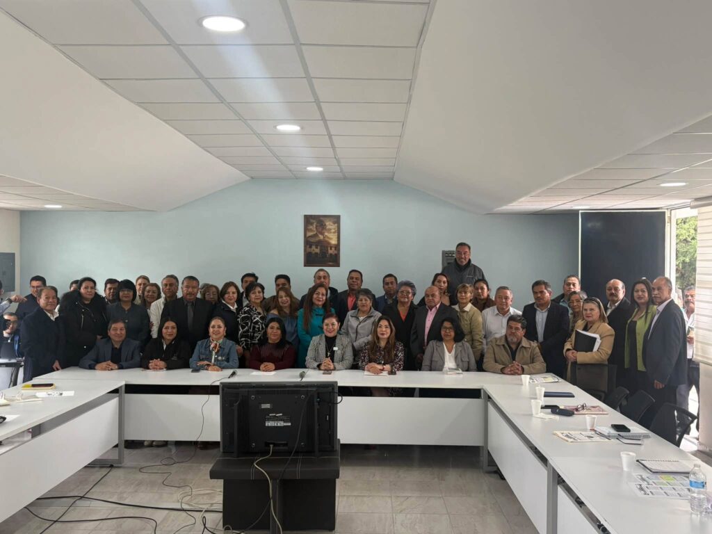 Capacita SEPH a supervisores escolares en acompañamiento pedagógico