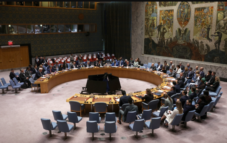 Aspirantes a dirigir la ONU enfrentan vetos en primera votación