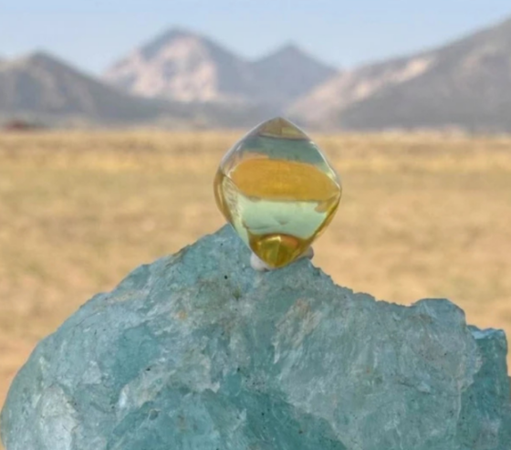 Buscador encuentra diamante amarillo de más de seis quilates en un parque de Estados Unidos