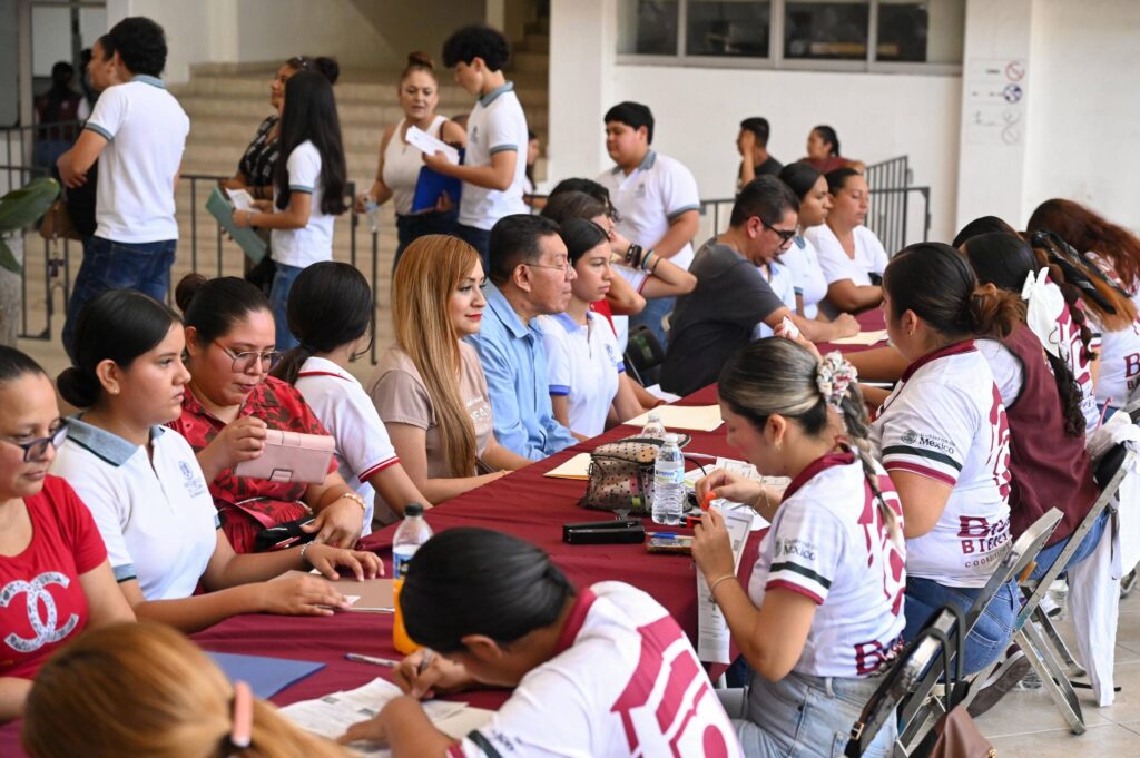 Abre registro para las Becas Rita Cetina de educación básica