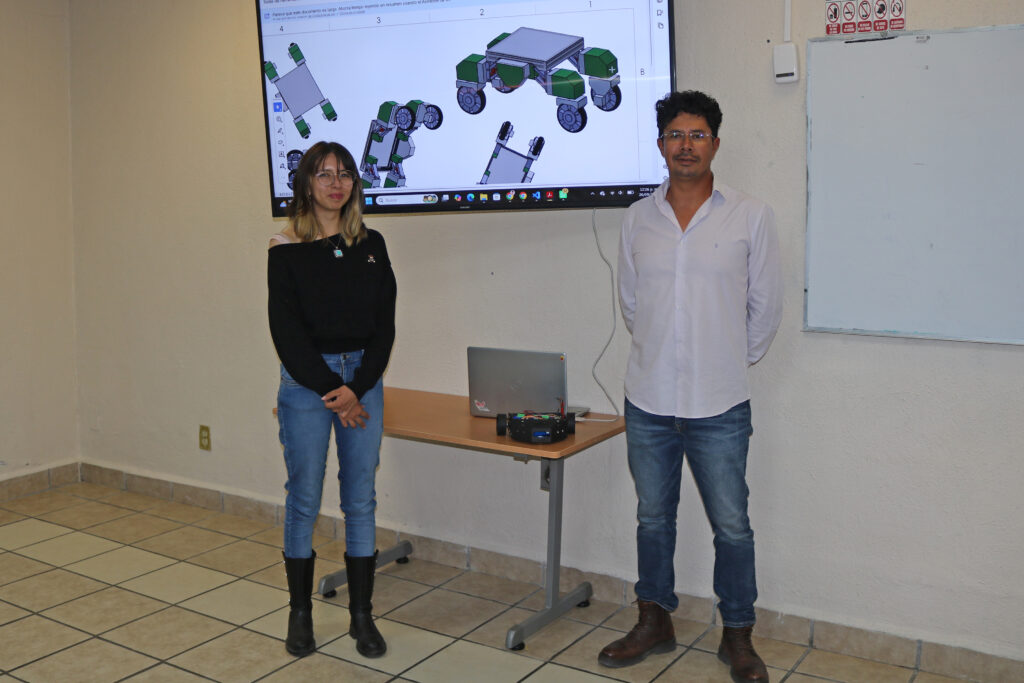 ITESHU apuesta por la innovación; desarrollan robot inteligente para optimizar el cuidado de cultivos