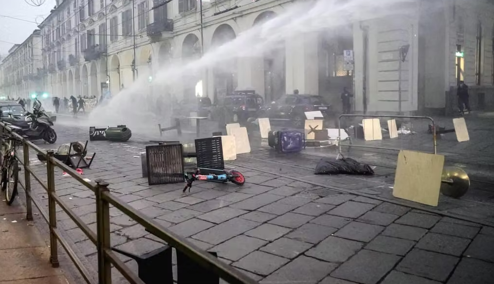 Italia endurecerá las medidas contra las protestas; oposición alerta sobre posibles restricciones a derechos