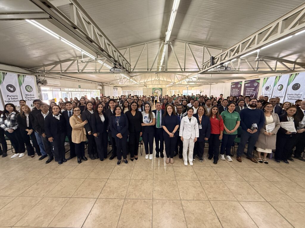 Reconoce UTEC talento académico, científico y deportivo
