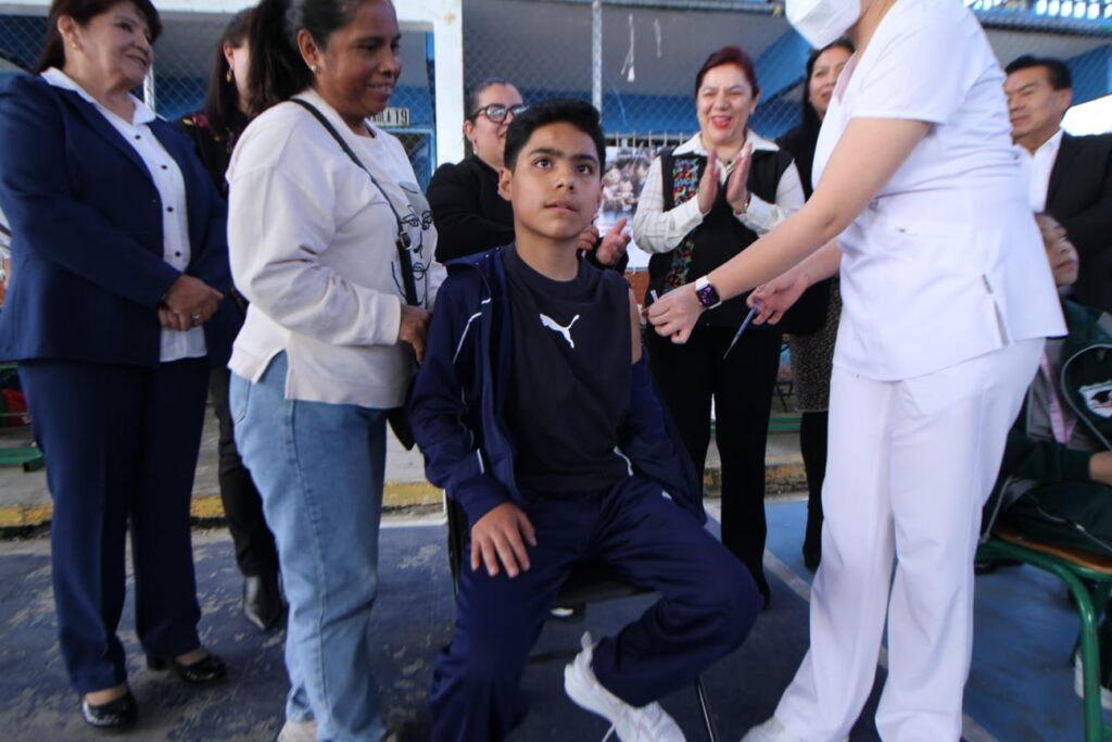 SEPH coordina estrategia de vacunación en escuelas