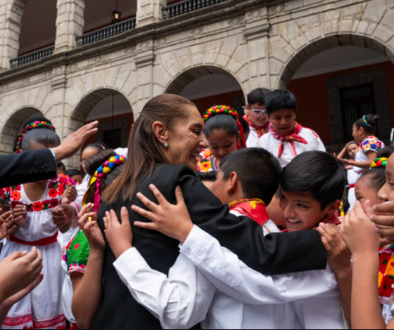 Sheinbaum impulsa la creación de coros en escuelas públicas de México