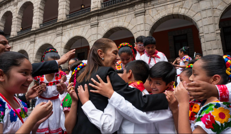 Sheinbaum impulsa la creación de coros en escuelas públicas de México