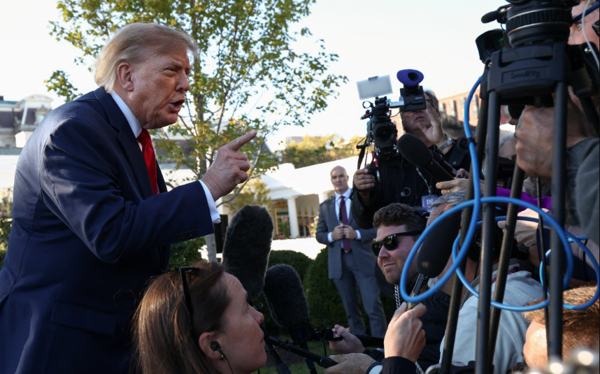 Trump vuelve a insultar a una periodista durante una comparecencia en la Casa Blanca